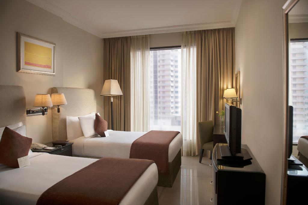 hotel-thumb