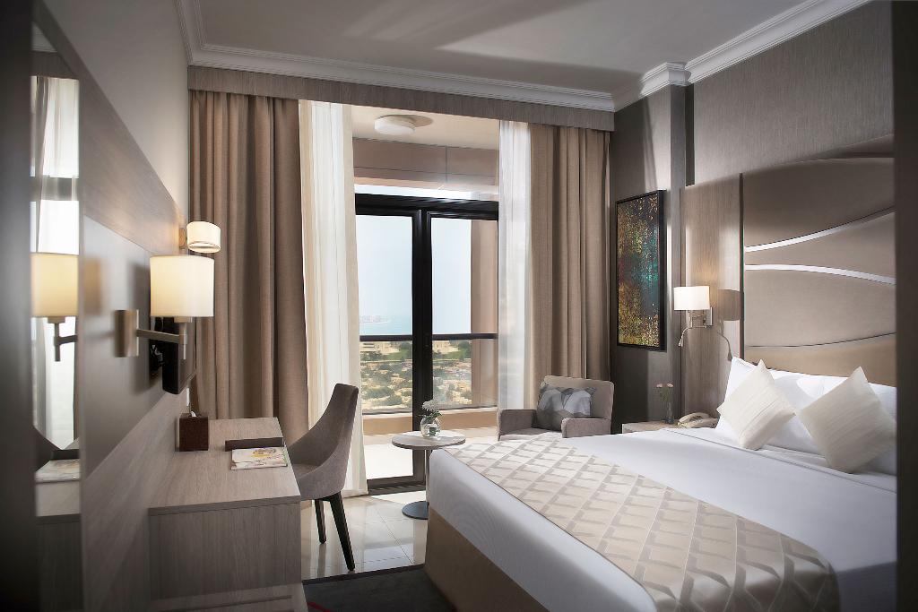 hotel-thumb
