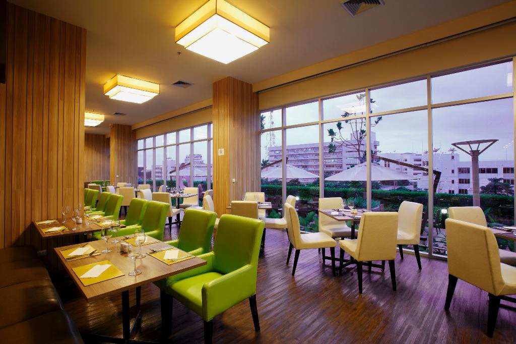 Hotel Centara Life Government Complex Hotel and Convention Centre Chaeng Watthana, Thailand, Bangkok. Großes 44