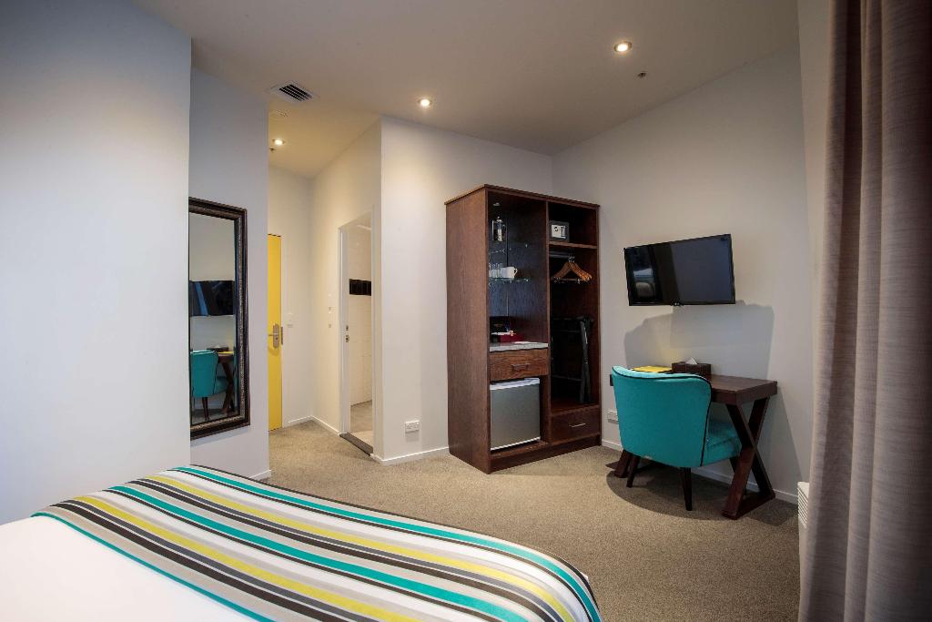 Hotel 115