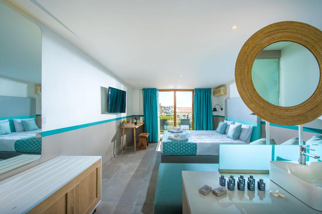 Solimar Turquoise
