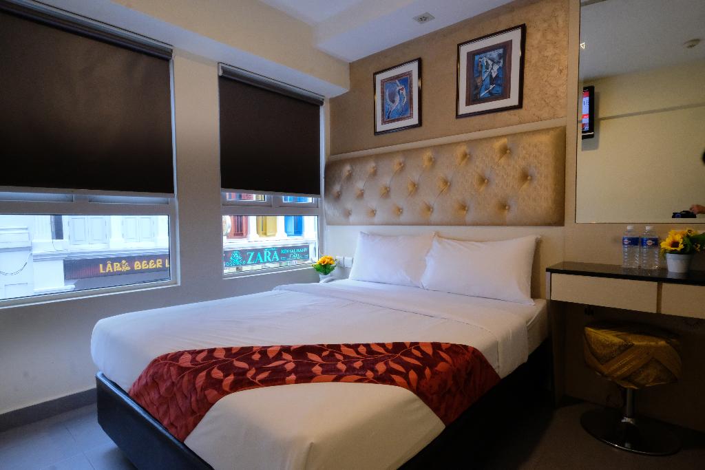 Sandpiper Hotel