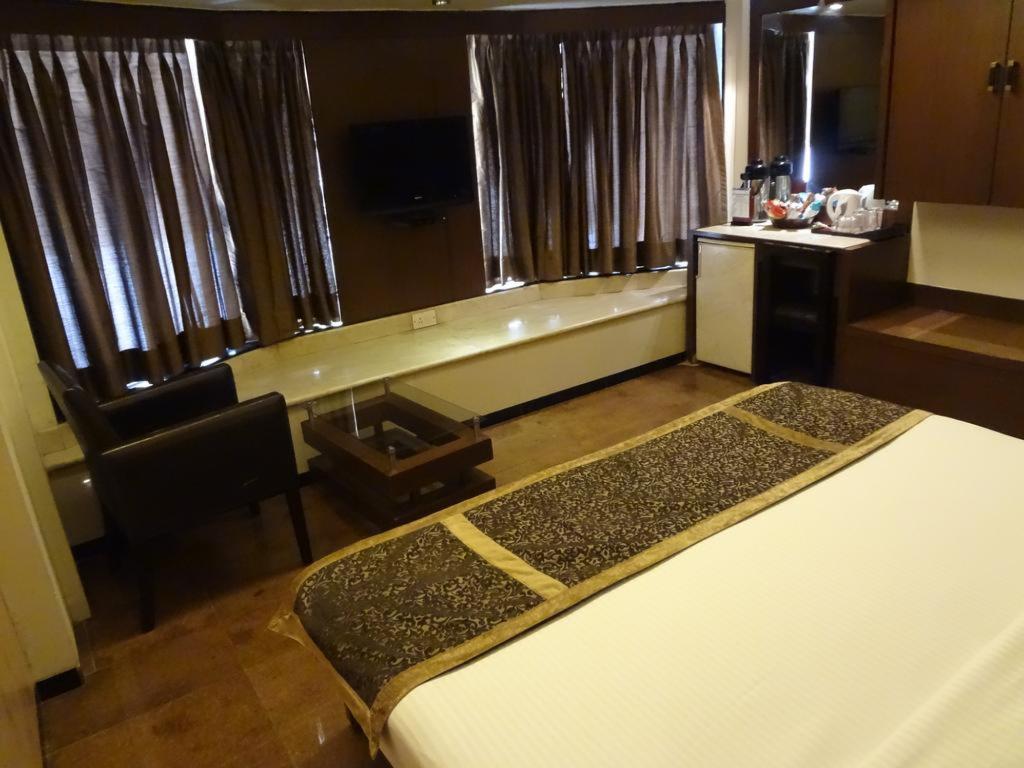 Executive Enclave