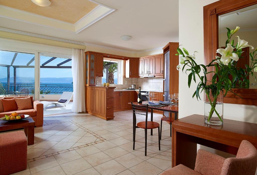 Avantis Suites