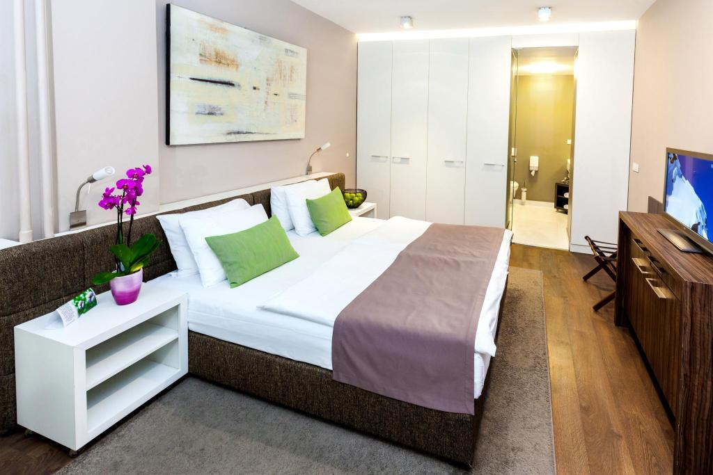 Adresa Hotel
