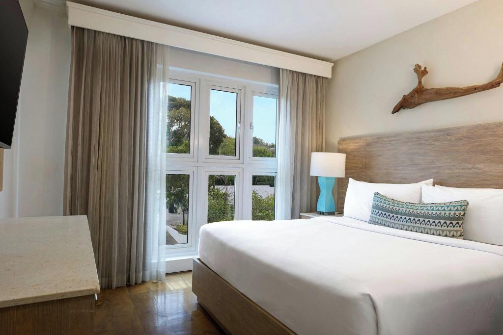 hotel-thumb