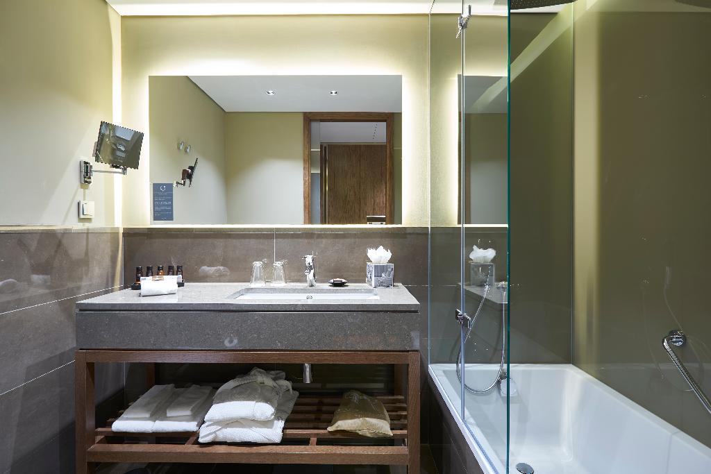 Галерея изображений Portobay Liberdade