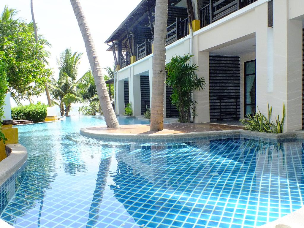 Seashell Resort