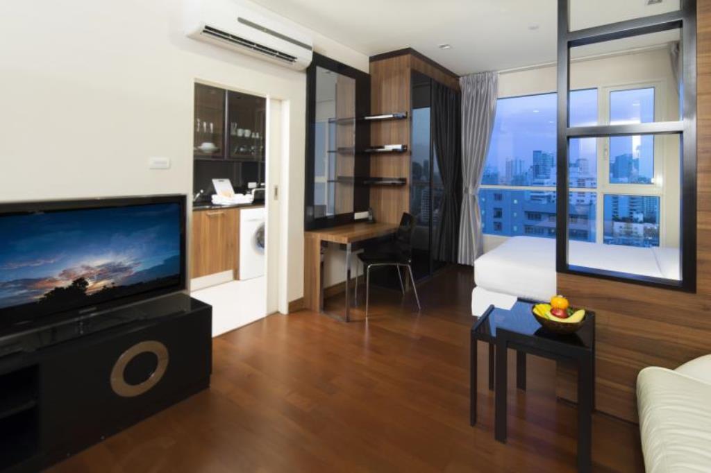 ARIVA Ivy Servizio Thonglor