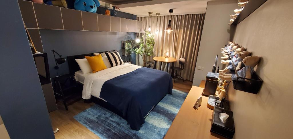 Yomi Hotel