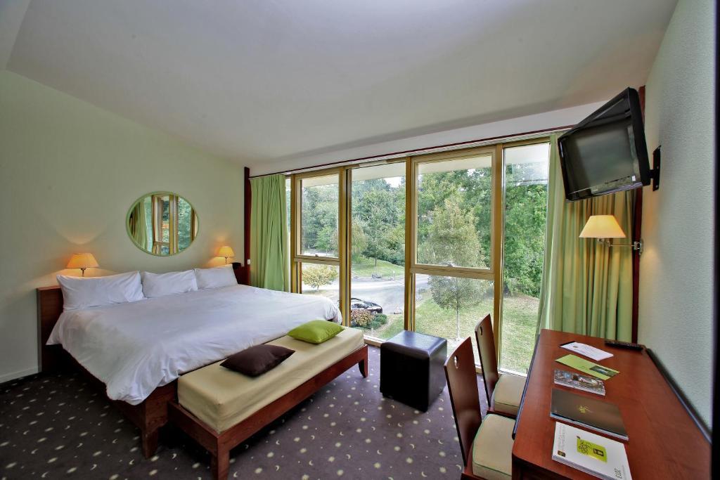 Logis Hotel des Lacs d'Halco