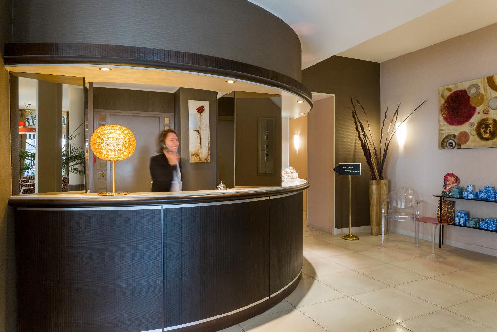 Hotel The Originals Vichy Les Nations