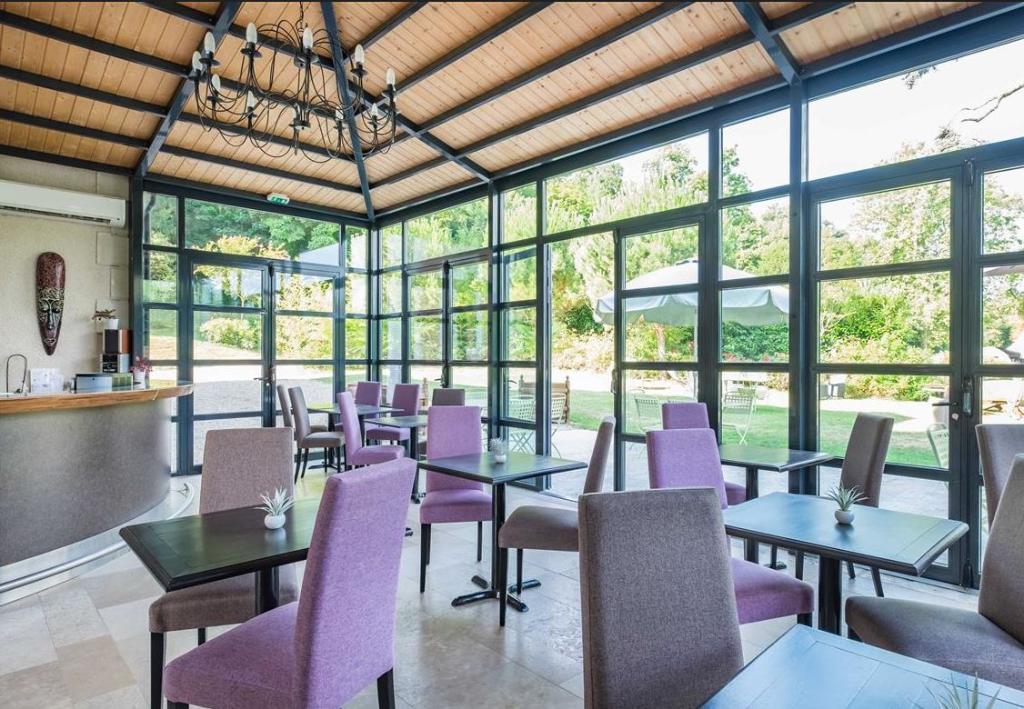 Hotel The Originals Domaine Des Thomeaux