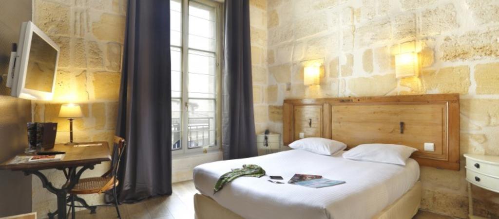La Tour Intendance Bordeaux