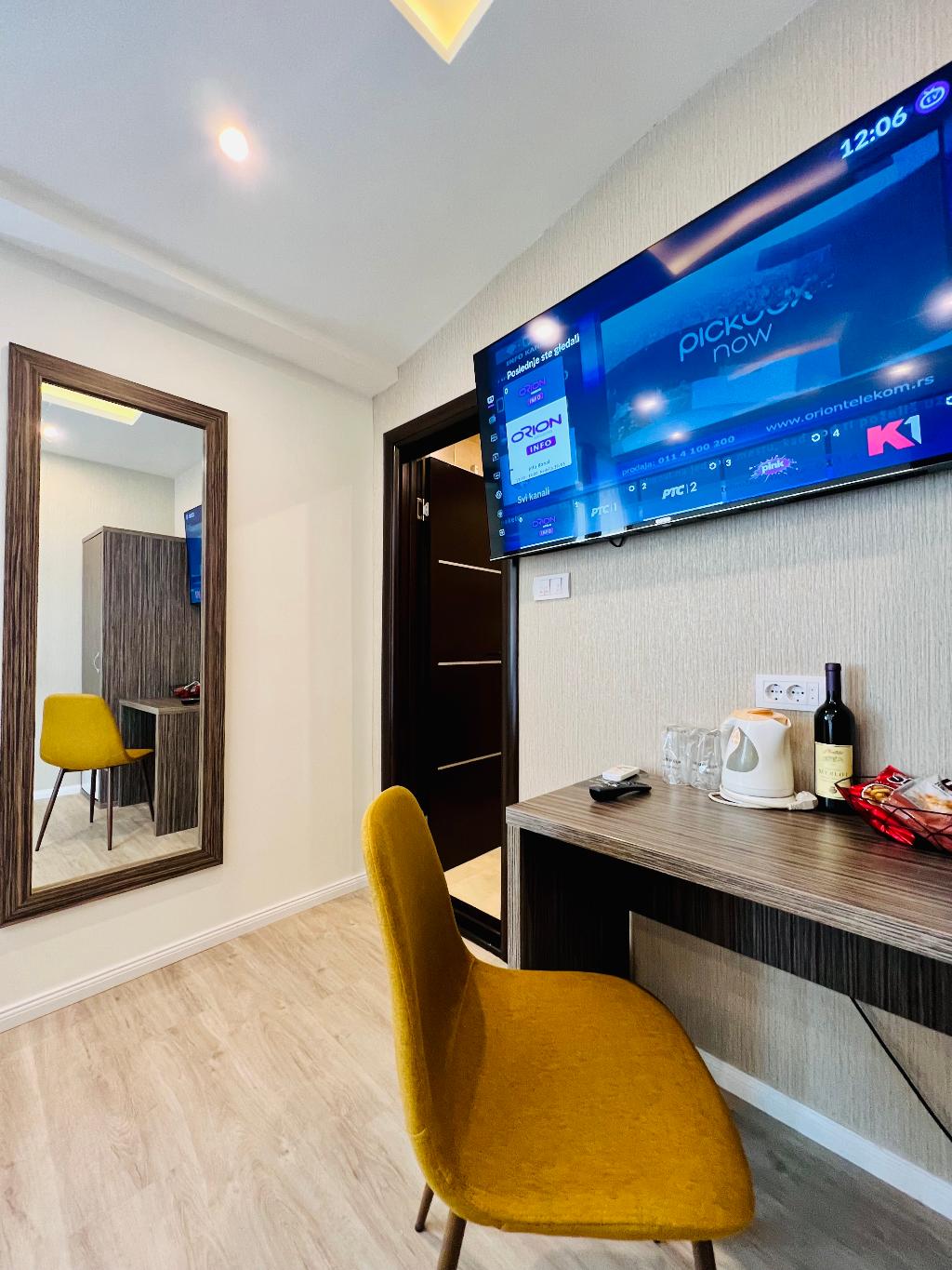 Side One Design Hotel
