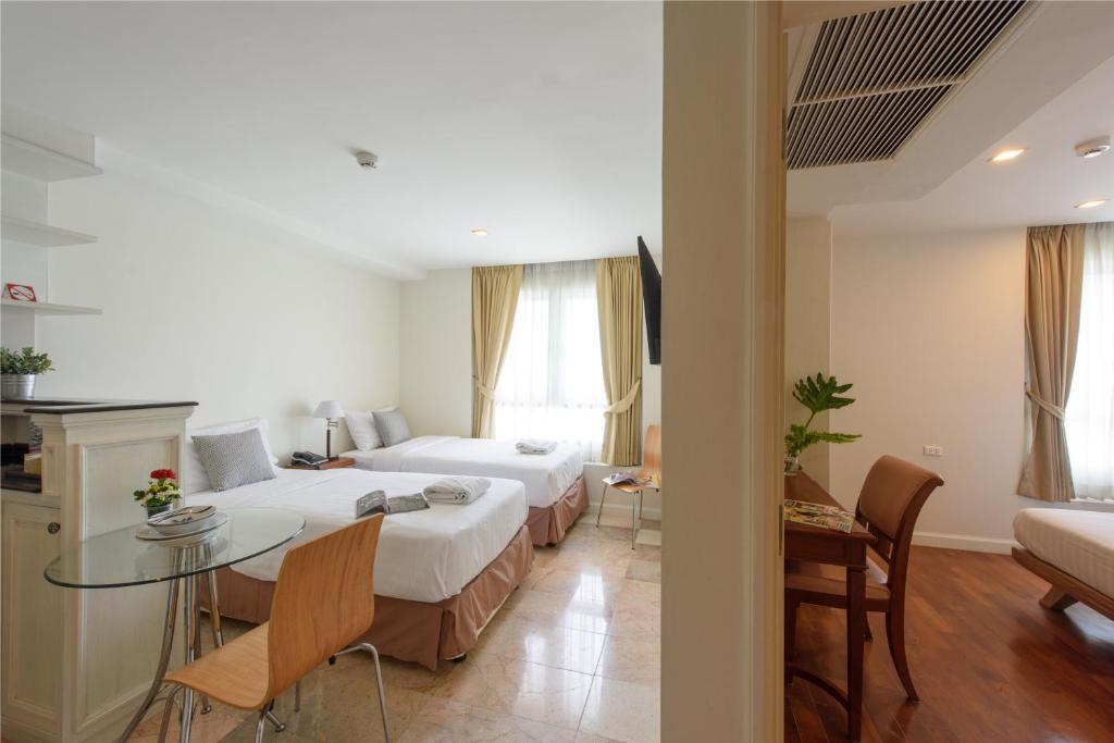 Sabai Sathorn Service Apartment