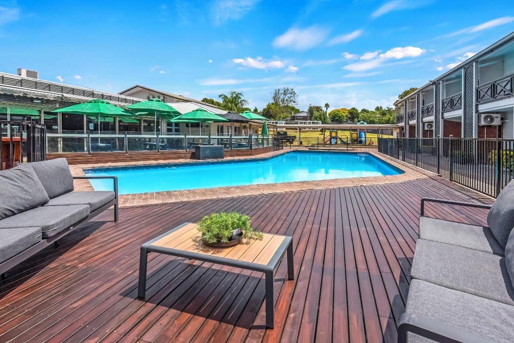 Poenamo Hotel, Takapuna
