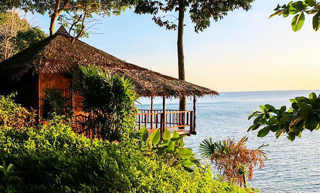 Koh Jum Resort