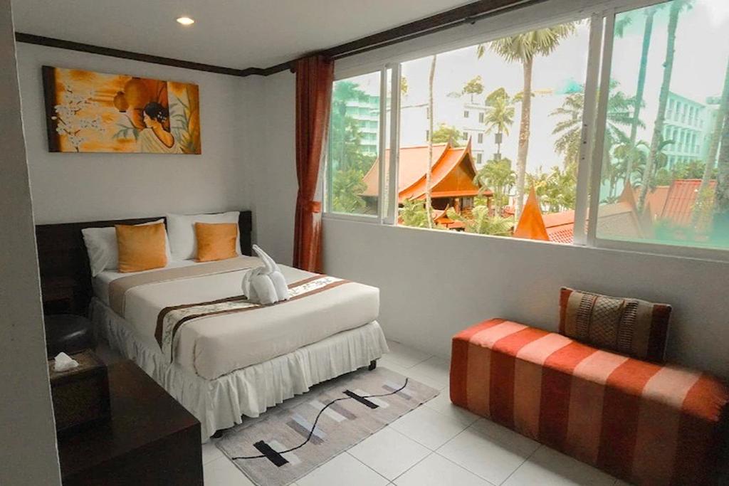 The Nice Patong Hotel
