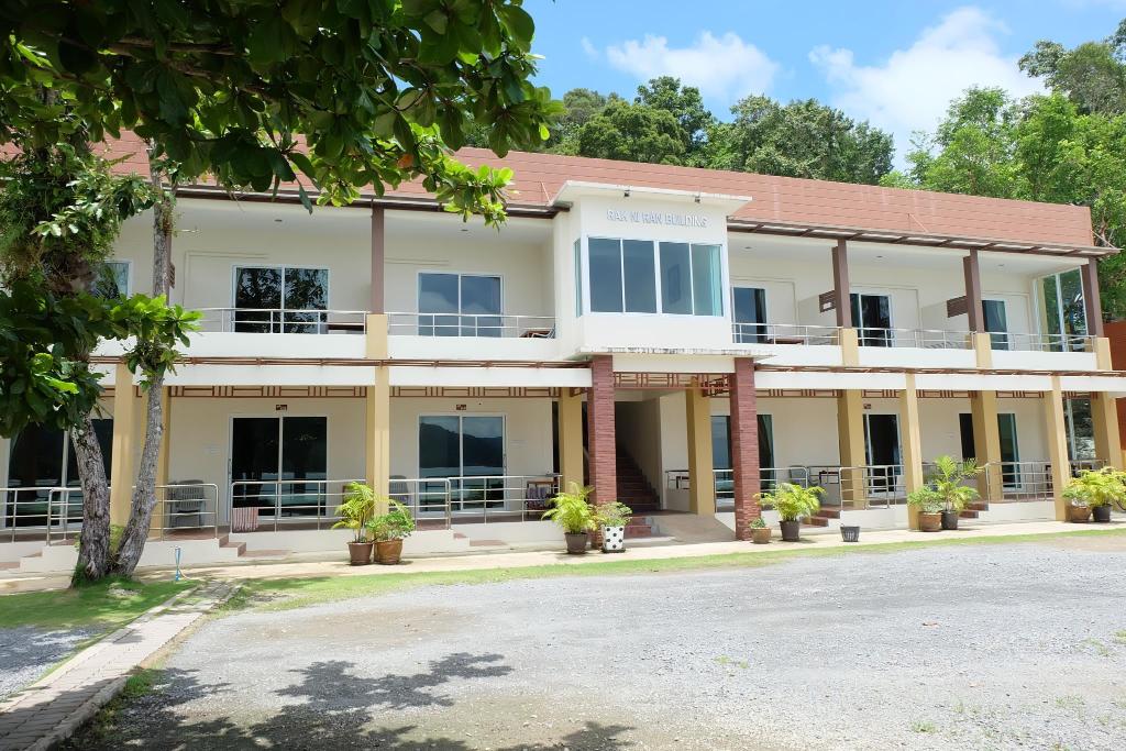 Chokdee Resort