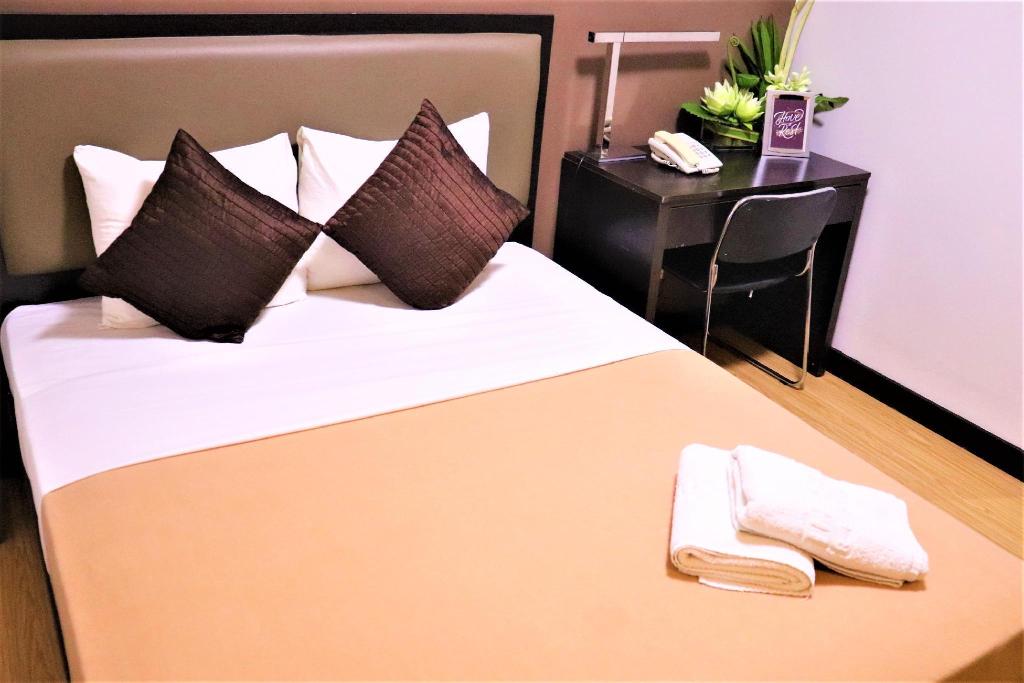 The Studio 18 Residences