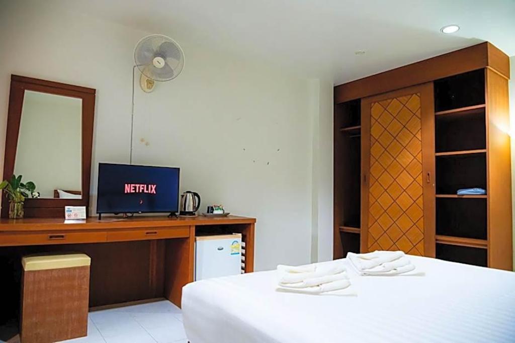 Diamond Place Hotel