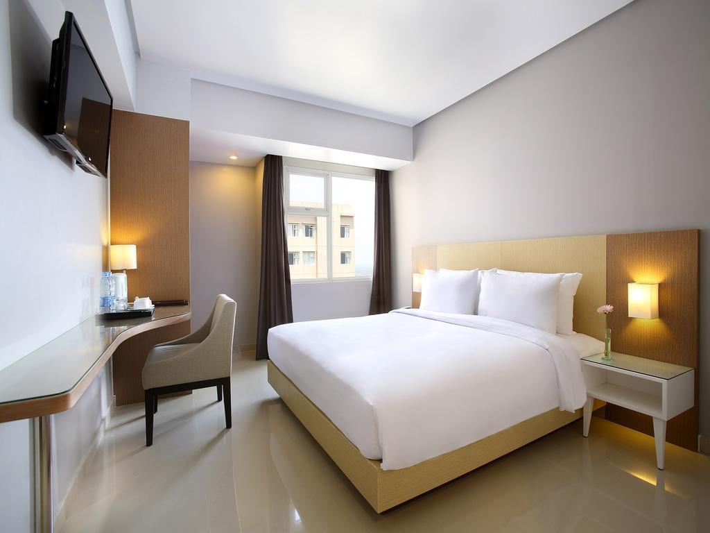 Hotel Santika Depok