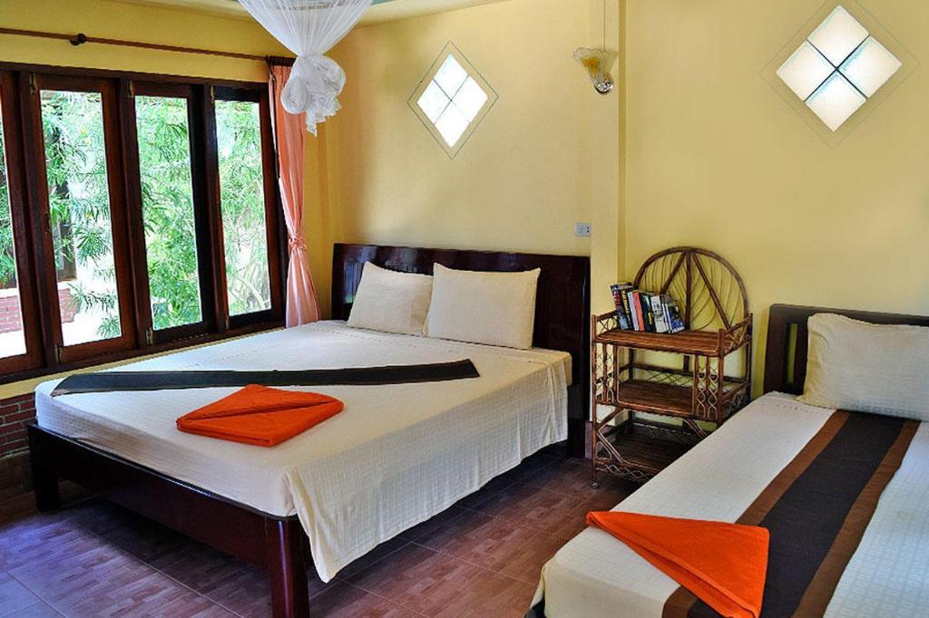 Seaboard Bungalows
