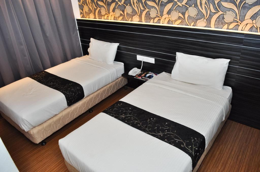 Signature Hotel