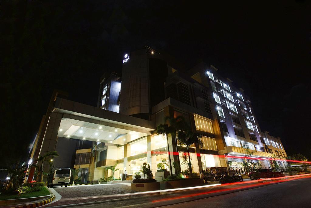 Big 8 Corporate Hotel