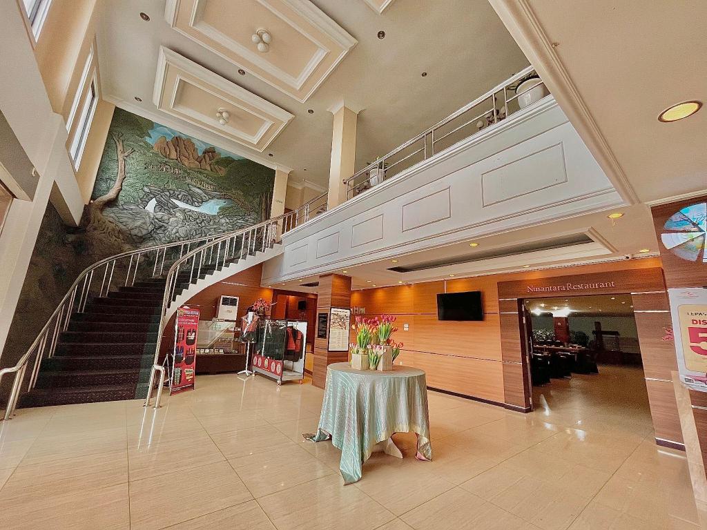 Garuda Hotel