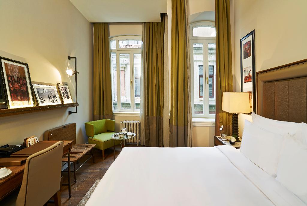hotel-thumb