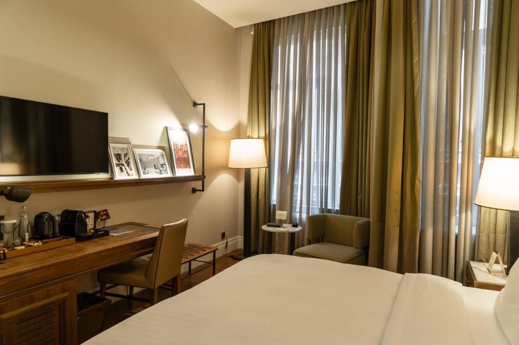hotel-thumb
