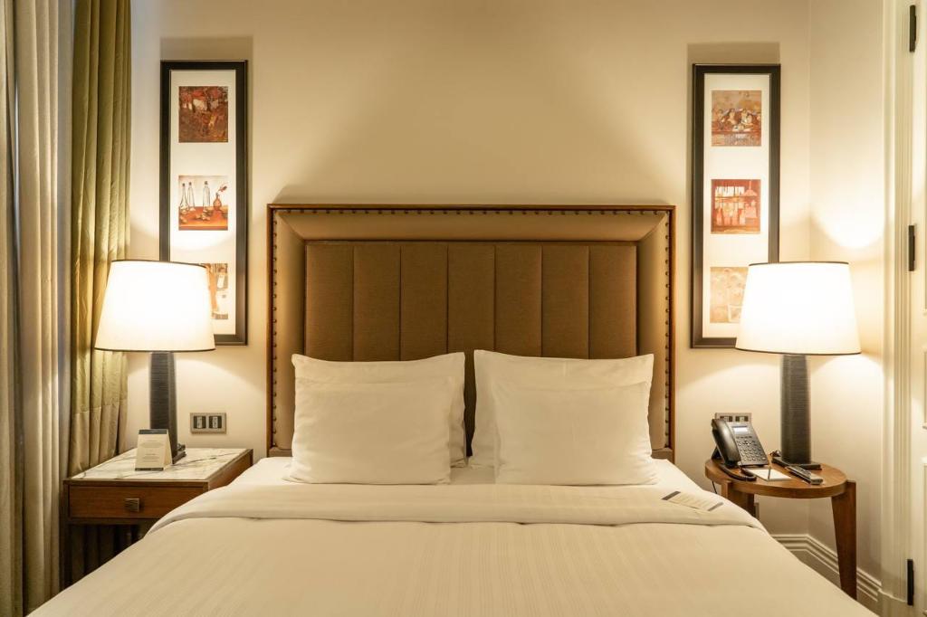 hotel-thumb