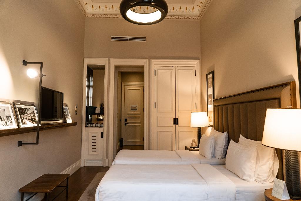 hotel-thumb