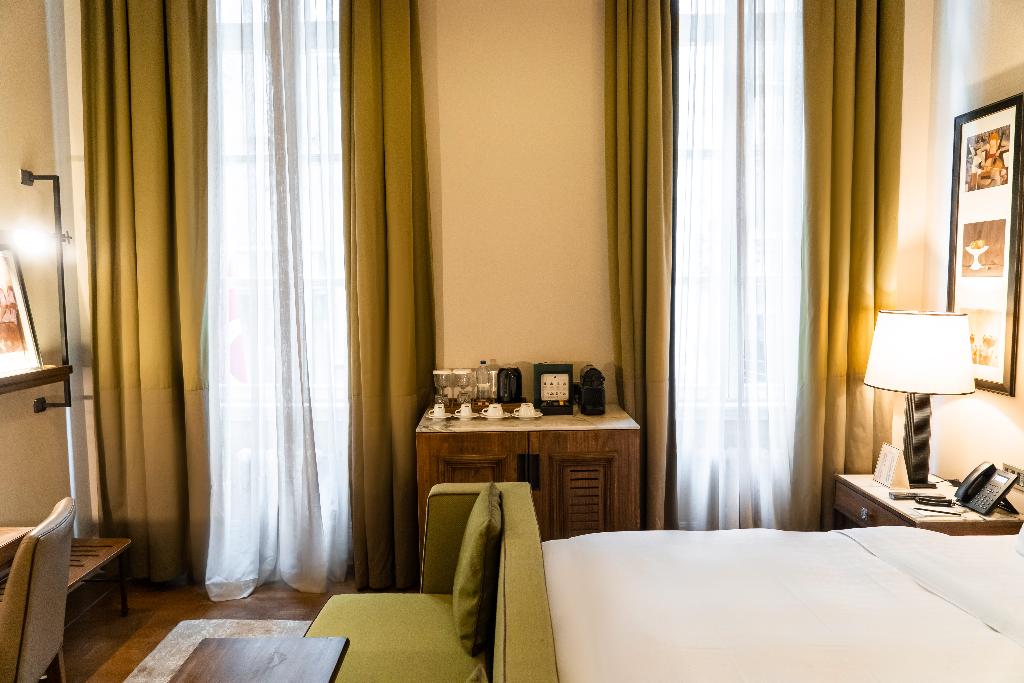 hotel-thumb