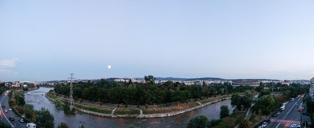 River Park Hotel