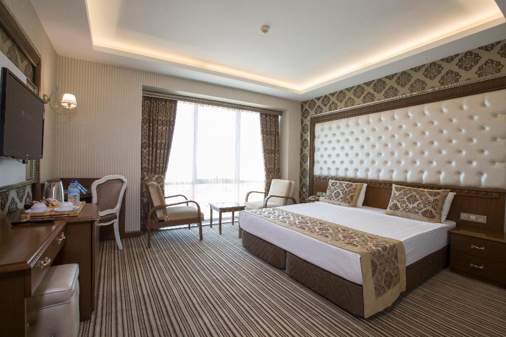 Grand Altuntas Hotel