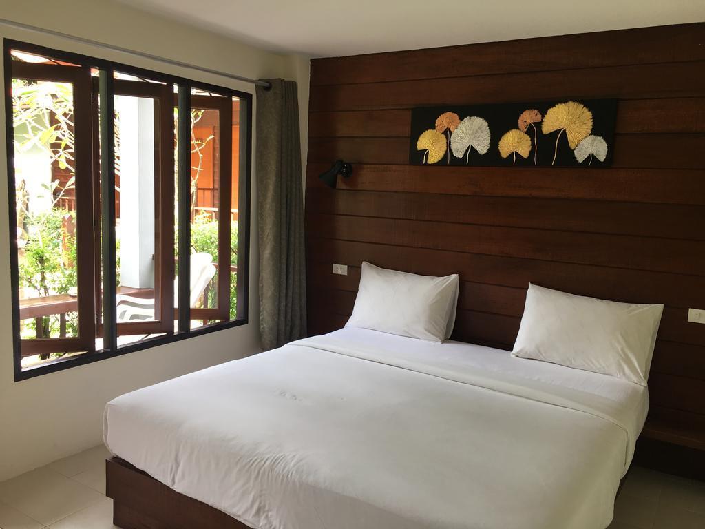 Lanta Thip House