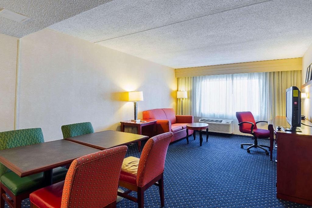 Quality Inn Boston revere