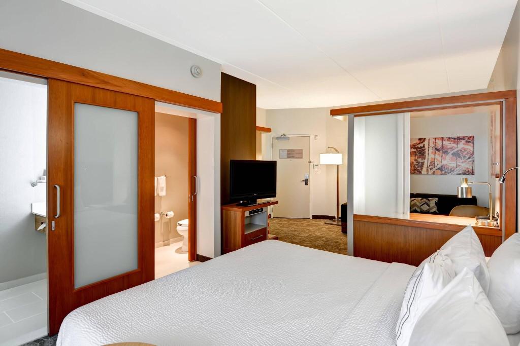 SpringHill Suites Cincinnati Airport South