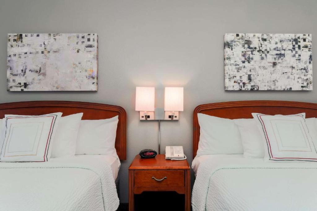Radisson Hotel Houston Intercontinental Airport