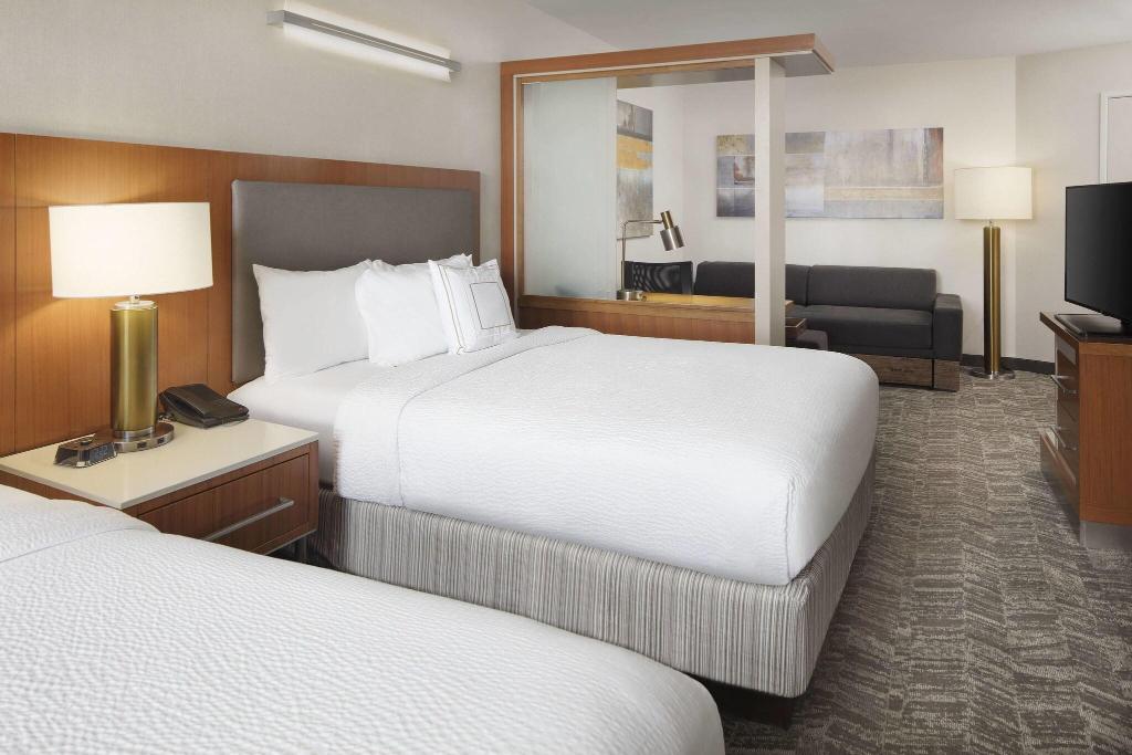 SpringHill Suites Indianapolis Downtown