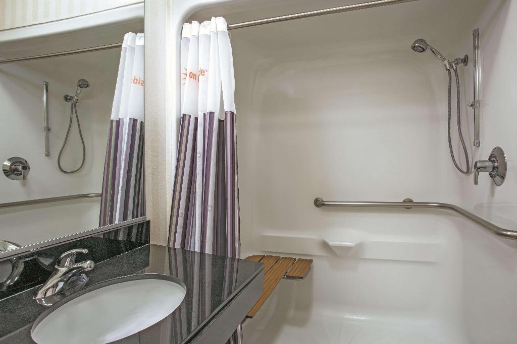 La Quinta Inn & Suites Manassas