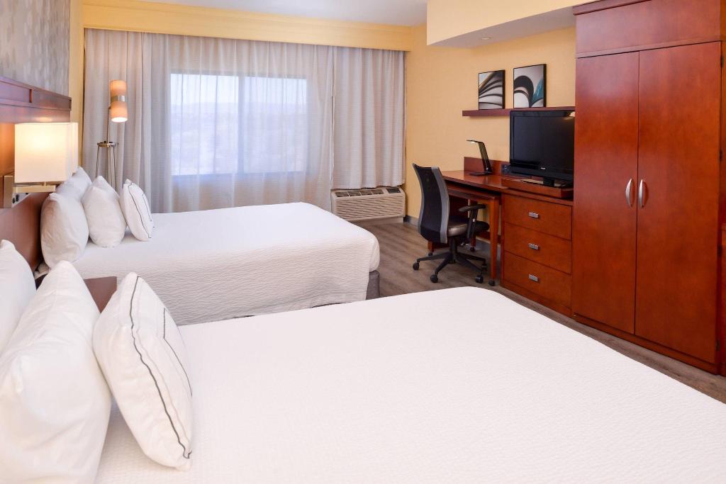 Courtyard Victorville Hesperia