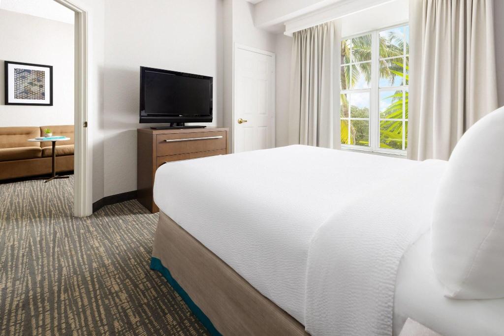 hotel-thumb