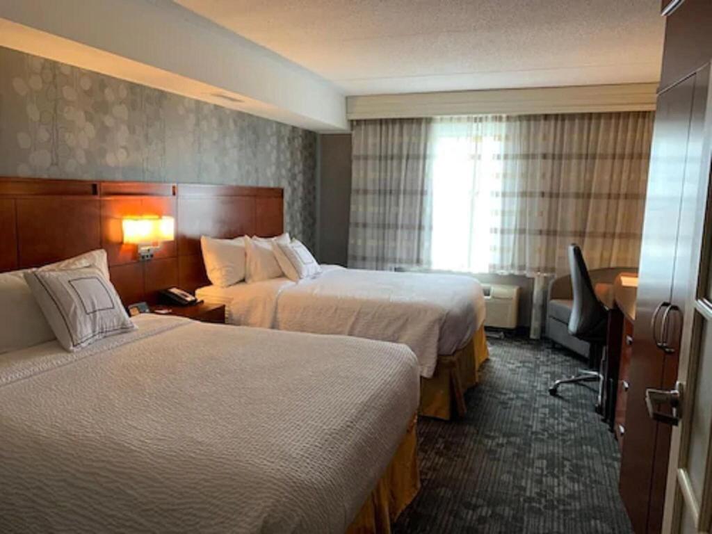 Courtyard By Marriott