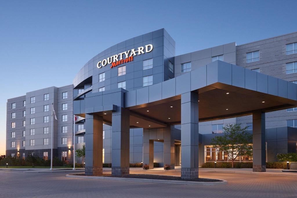 Courtyard Calgary Airport