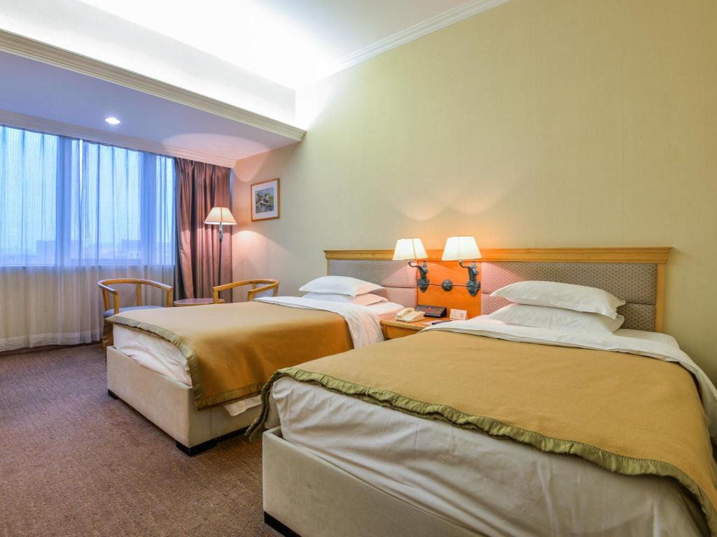 Guangzhou New Century Hotel