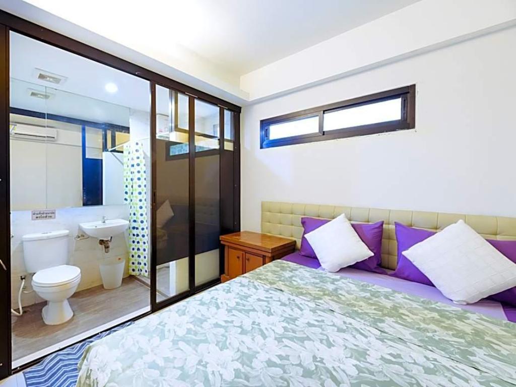 Nine Place Sukhumvit 40 (Nine Place 40)